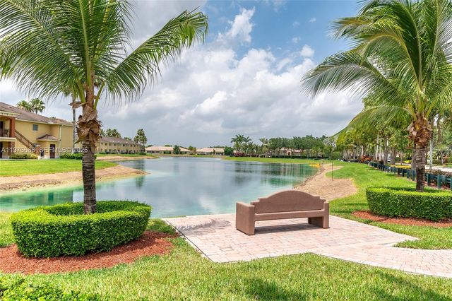 1212 NE 32nd Ter, Homestead, FL 33033