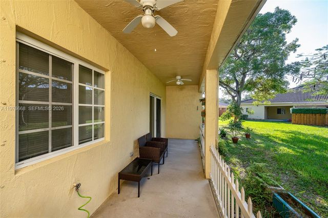 1212 NE 32nd Ter, Homestead, FL 33033