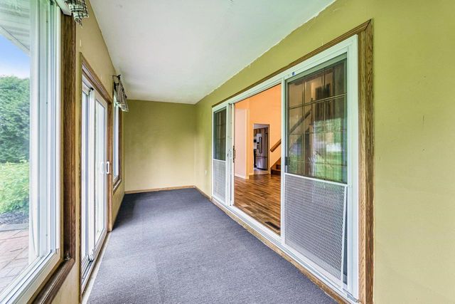 4833 Windsor Prairie Road, Waunakee, WI 53532