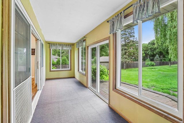 4833 Windsor Prairie Road, Waunakee, WI 53532