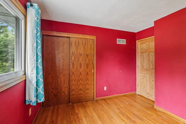 4833 Windsor Prairie Road, Waunakee, WI 53532