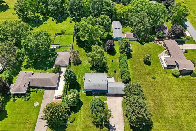 4833 Windsor Prairie Road, Waunakee, WI 53532