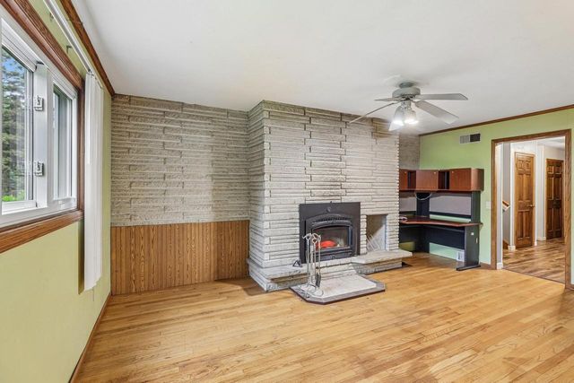 4833 Windsor Prairie Road, Waunakee, WI 53532