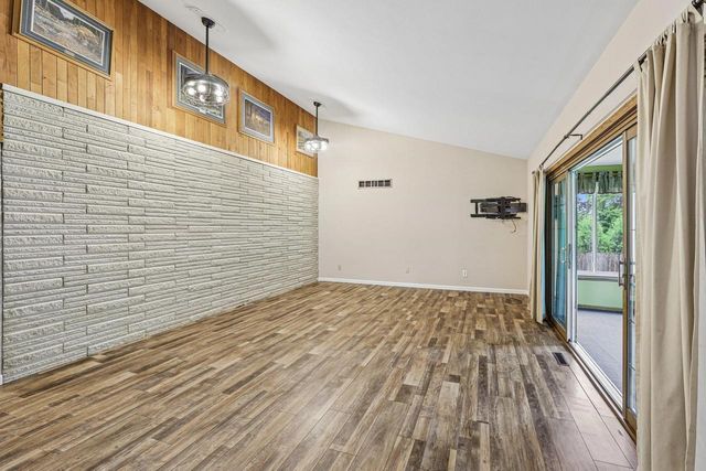 4833 Windsor Prairie Road, Waunakee, WI 53532