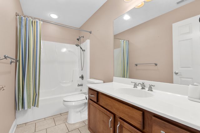 2547 Holiday House Road, Shoreham Vllg, MI 49085