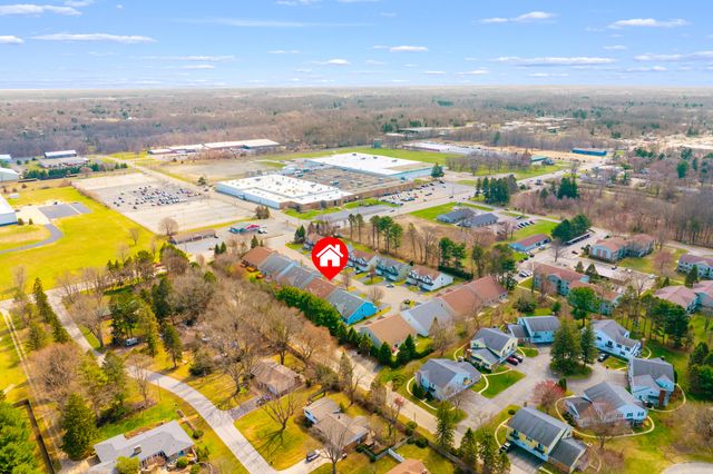 2547 Holiday House Road, Shoreham Vllg, MI 49085