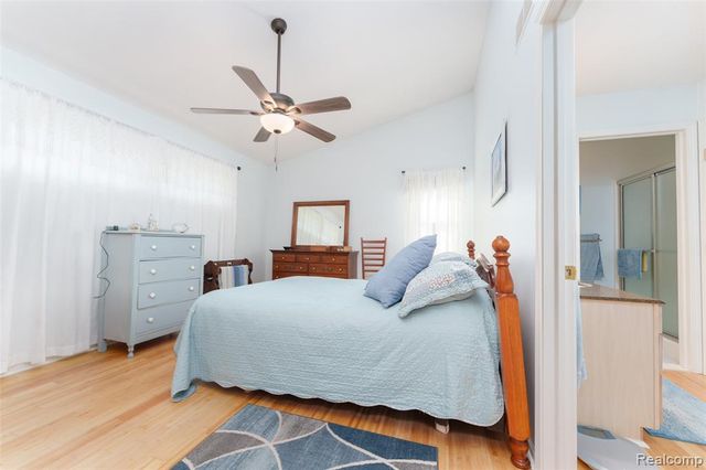 159 Addison Circle, Fowlerville, MI 48836