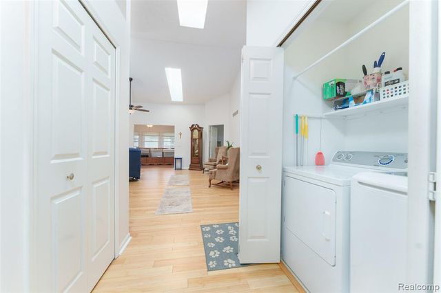 159 Addison Circle, Fowlerville, MI 48836