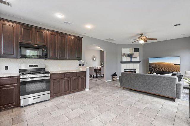 1602 Iris LN, Cedar Park, TX 78613