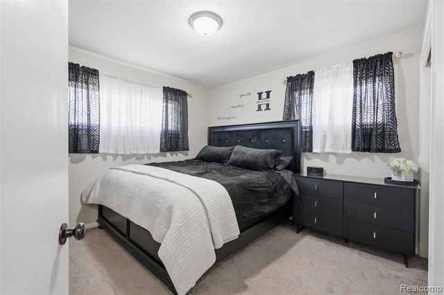 35942 Sherborne Drive, Clinton Township, MI 48035