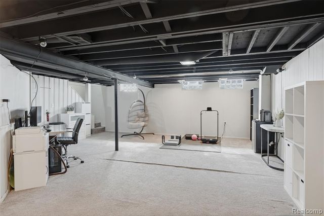 35942 Sherborne Drive, Clinton Township, MI 48035