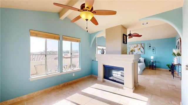 1624 Caminito Solidago, La Jolla, CA 92037