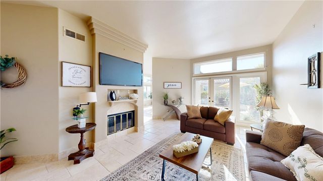 1624 Caminito Solidago, La Jolla, CA 92037