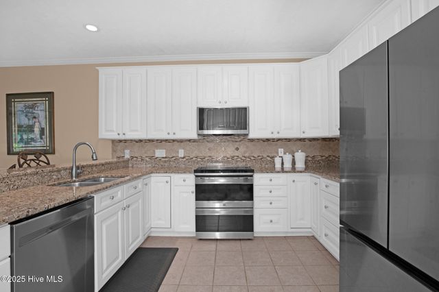 294 Martinleer Court, Fayetteville, NC 28311