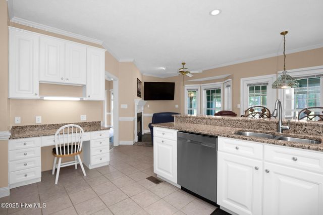 294 Martinleer Court, Fayetteville, NC 28311
