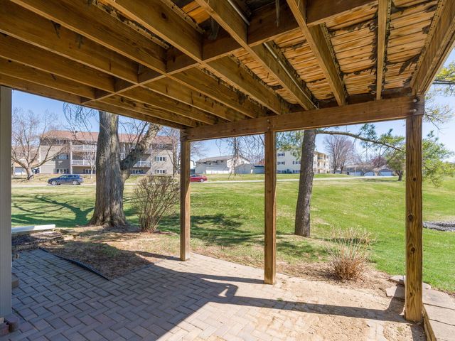 3065 Red Wing Court, Bettendorf, IA 52722