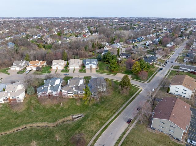 3065 Red Wing Court, Bettendorf, IA 52722