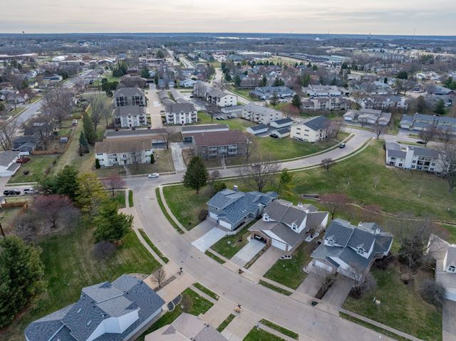 3065 Red Wing Court, Bettendorf, IA 52722