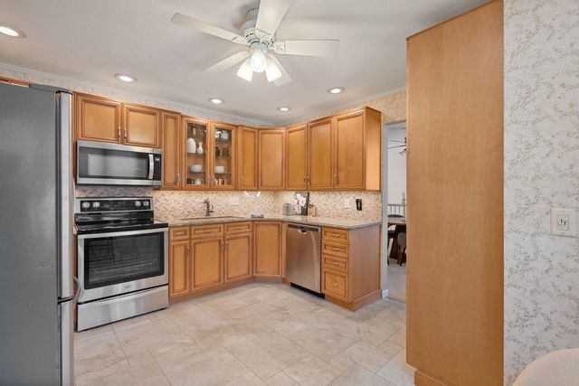 3065 Red Wing Court, Bettendorf, IA 52722