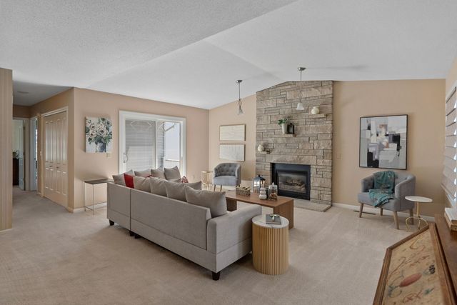 3065 Red Wing Court, Bettendorf, IA 52722