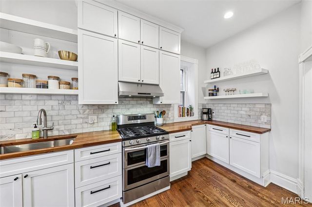 3850 Arsenal Street, St Louis, MO 63116
