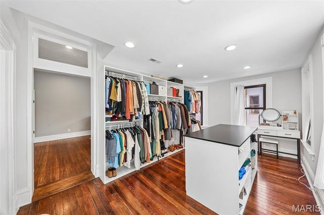 3850 Arsenal Street, St Louis, MO 63116