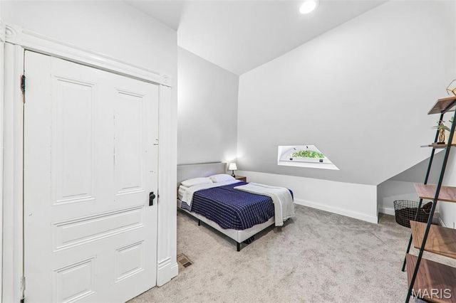 3850 Arsenal Street, St Louis, MO 63116