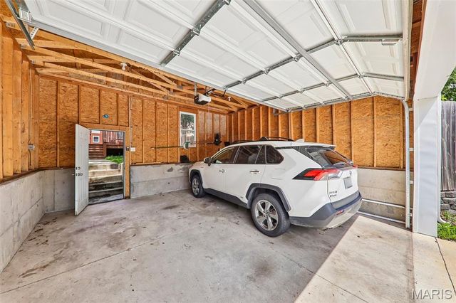 3850 Arsenal Street, St Louis, MO 63116