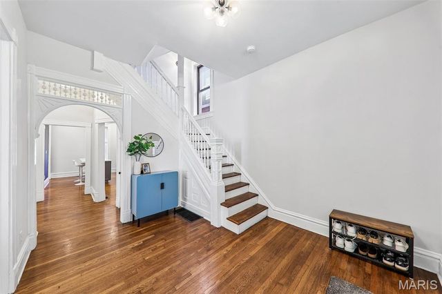 3850 Arsenal Street, St Louis, MO 63116