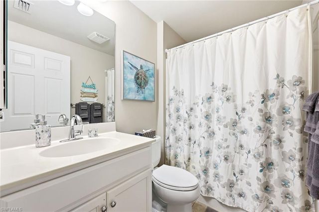 8721 Querce CT, Naples, FL 34114