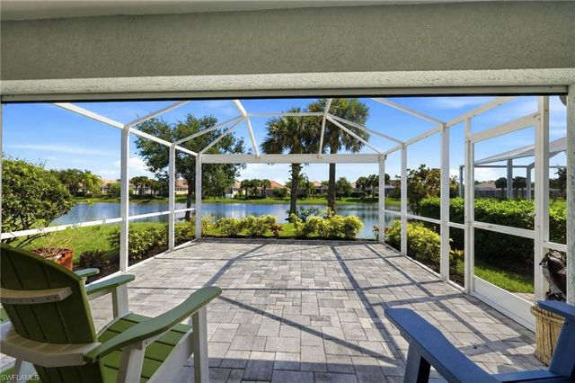 8721 Querce CT, Naples, FL 34114