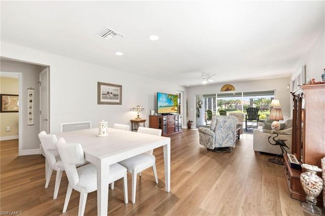 8721 Querce CT, Naples, FL 34114