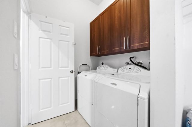 4916 SW 38th Way, Hollywood, FL 33312