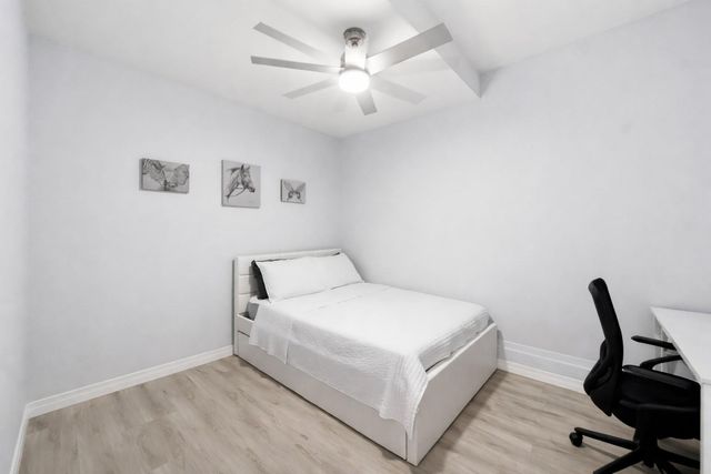 4916 SW 38th Way, Hollywood, FL 33312
