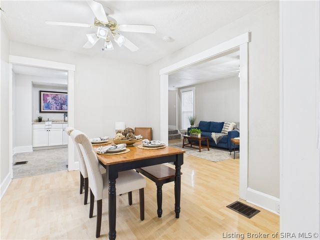 1026 N Clark Boulevard, Clarksville, IN 47129