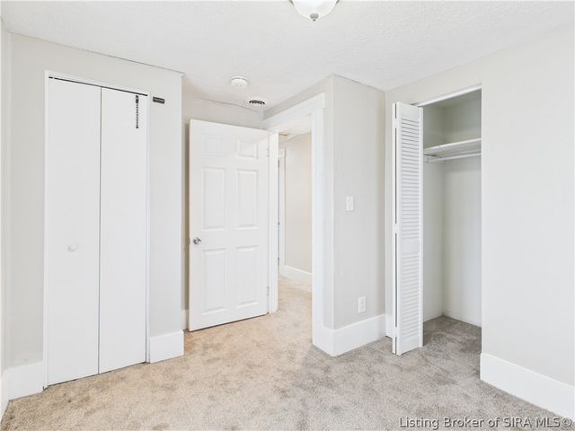 1026 N Clark Boulevard, Clarksville, IN 47129