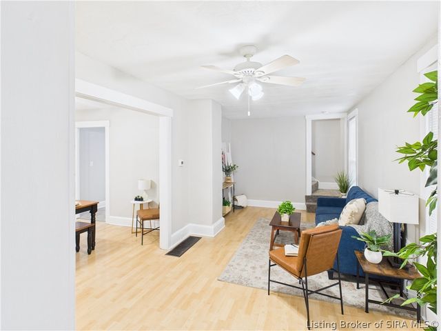 1026 N Clark Boulevard, Clarksville, IN 47129