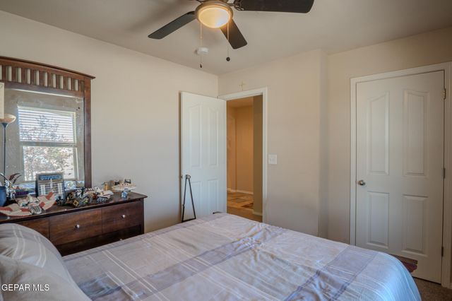 5943 APPLEWOOD Street, Santa Teresa, NM 88008