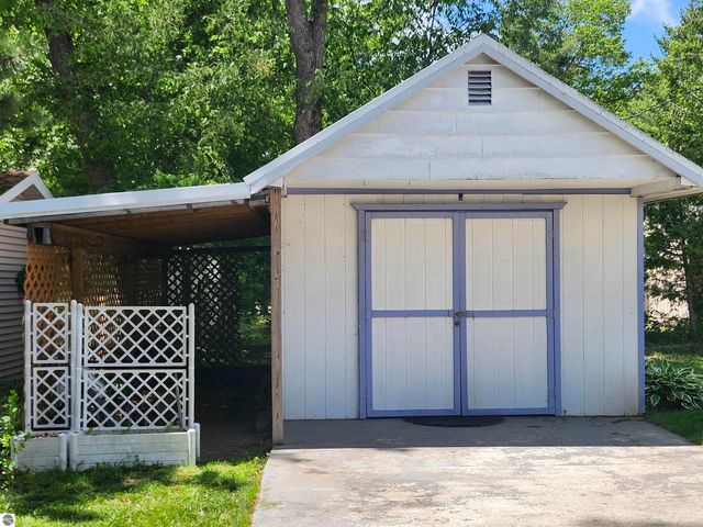 1321 Fletcher Street, National City, MI 48748