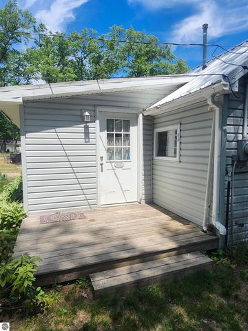 1321 Fletcher Street, National City, MI 48748