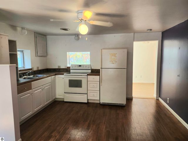 1321 Fletcher Street, National City, MI 48748