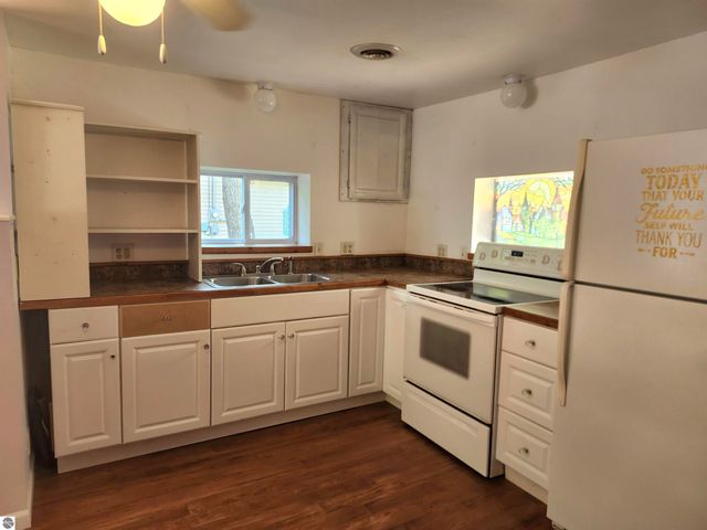 1321 Fletcher Street, National City, MI 48748