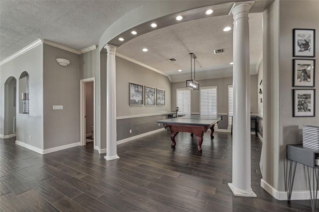 13625 Lakeside Place Drive, Willis, TX 77318