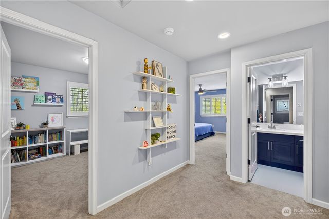1031 Cove View Cir., Oak Harbor, WA 98277