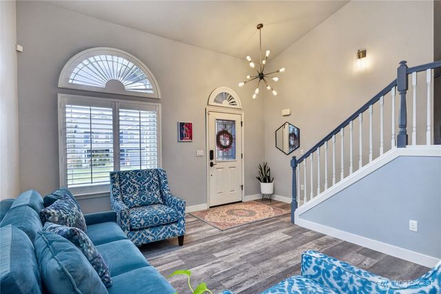 1031 Cove View Cir., Oak Harbor, WA 98277