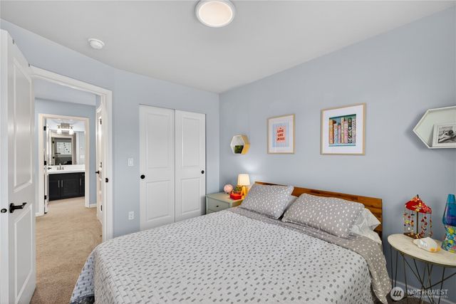 1031 Cove View Cir., Oak Harbor, WA 98277