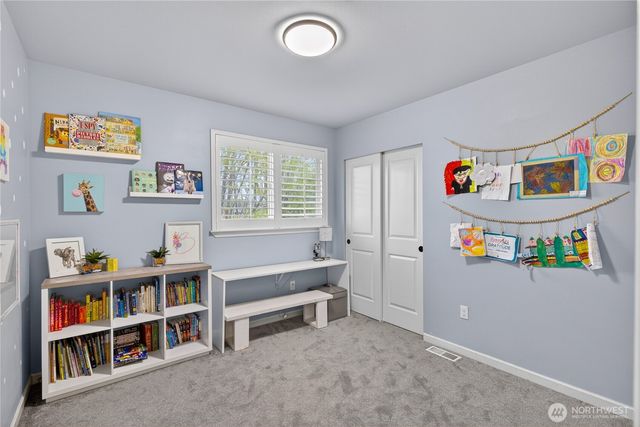 1031 Cove View Cir., Oak Harbor, WA 98277