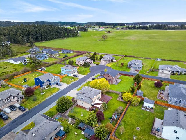 1031 Cove View Cir., Oak Harbor, WA 98277