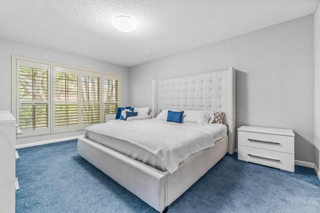 17064 Boca Club Boulevard 3, Boca Raton, FL 33487