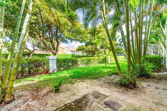 17064 Boca Club Boulevard 3, Boca Raton, FL 33487